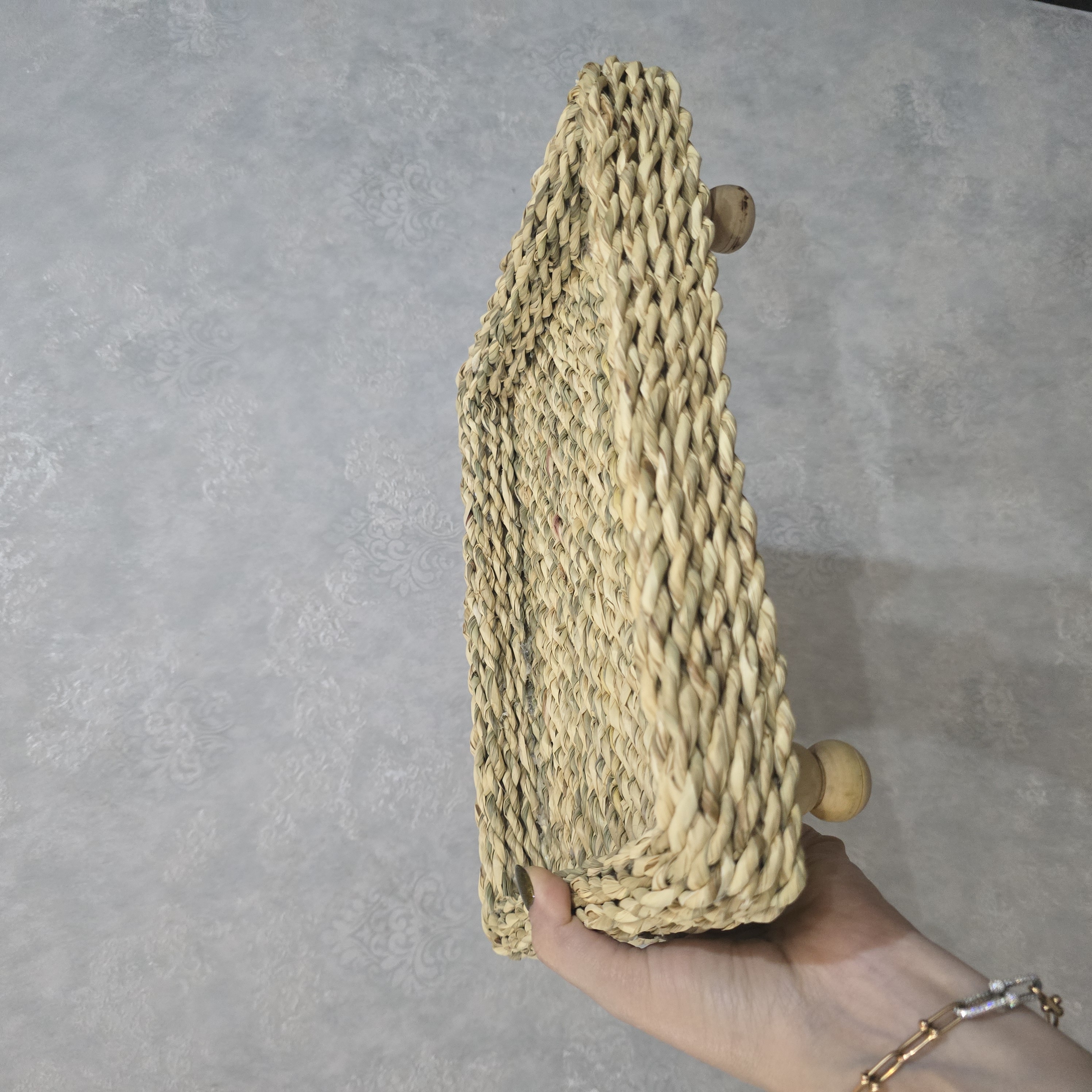 سینی حصیری پایه دار کوچک