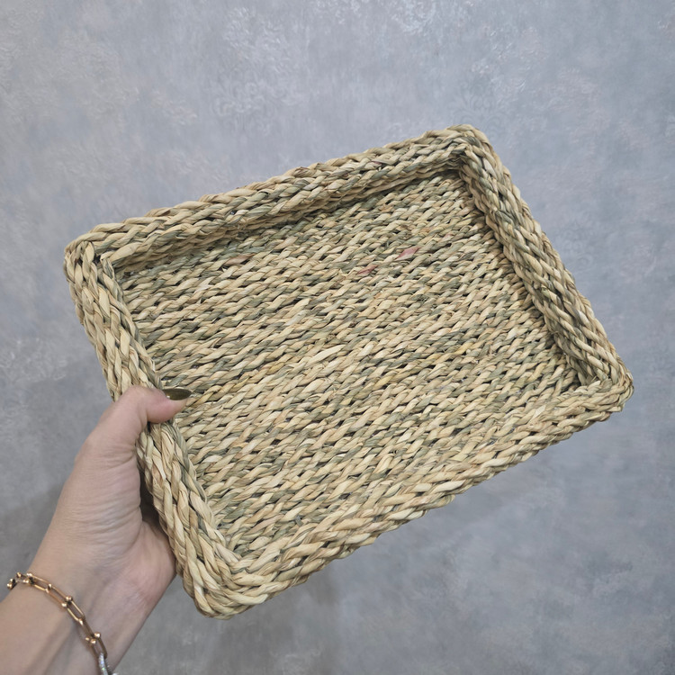 سینی حصیری پایه دار کوچک